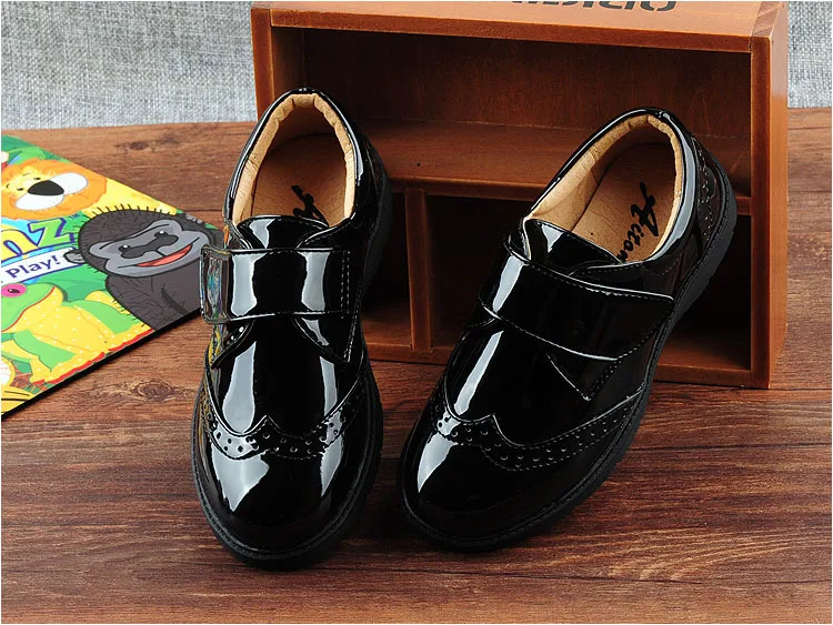 New Boys and girls British fashion Kids shoes Black and white flower girl students evening performance PU children's shoes