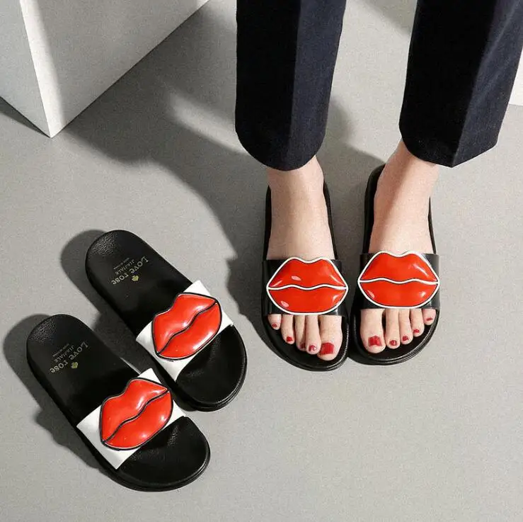 

2019 new women flip flop fashion lips female flat bottom EVA sandals home slippers non-slip indoor bathroom slippers