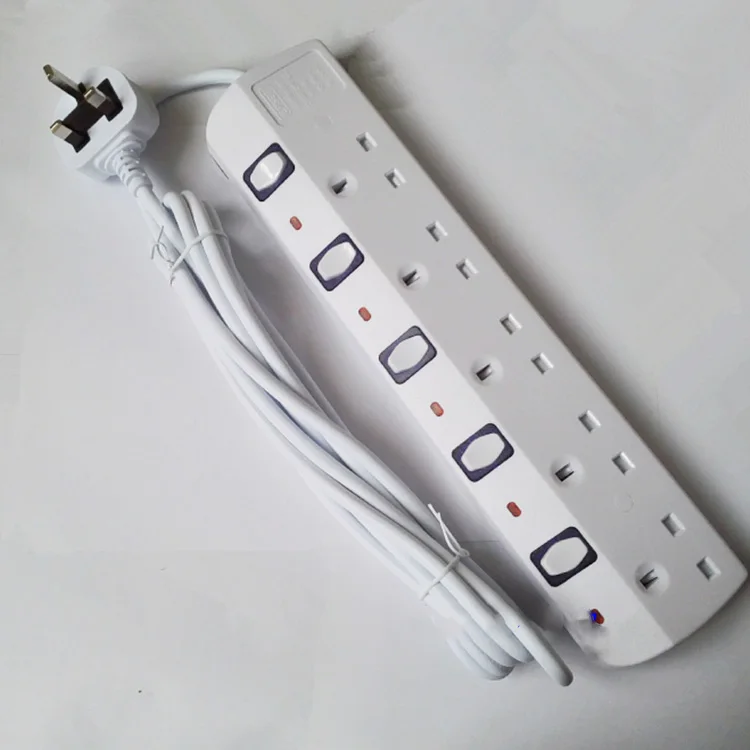 

New Power Sockets 13A 220V Power Strip UK Plug Overload Switch Surge Protector 5 Outlet Extension Lead Adapter 3 Cable