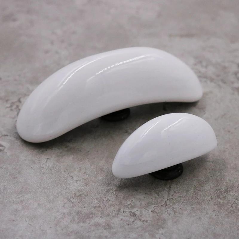 

1pcs Ceramic Single Hole Handle Nordic American Moon Bud Features Light Grey Glossy Drawers Kitchen Cabinet Drawer Retro Handle