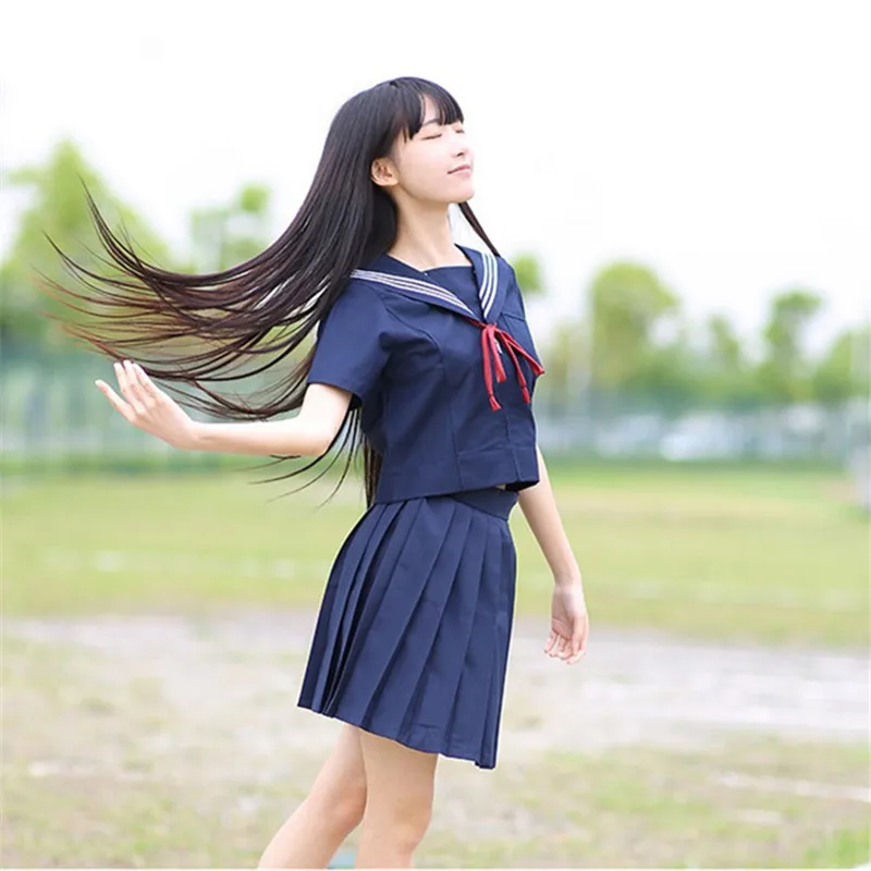 японский девочки школьный. японская школьная форма матроска. корейская японская школьная форма косплейщица. платье сейлор фуку. японская шк форма.