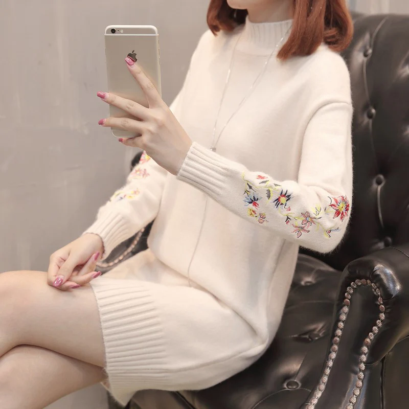 

High Quality Nursing Maternity Dresses 2018 Winter Breastfeeding Clothes Pregnant Woman Lactation Embroidered Long Sleeve Dress