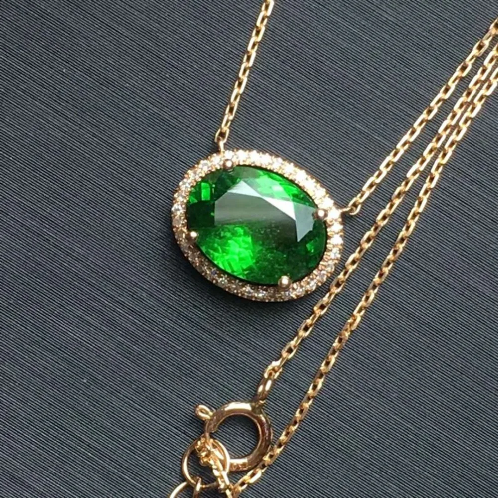 Ювелирные изделия, 1.7ct Натуральный ожерелье из цаворита, технические характеристики: 9x6,8 мм, общий вес: 12.5ct, 18 К золото Seiko мозаика