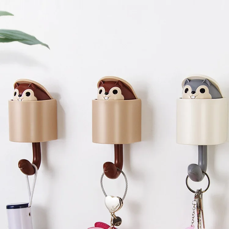 

Transfer creative stick out squirrel hook coat wall hook key frame wall home decor kitchen hook bathroom accessories door hook