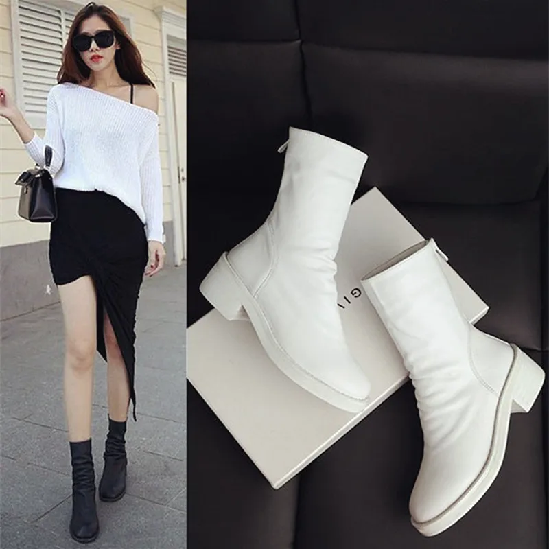 

2019 autumn and winter new back zipper boots with Martin boots round head boots