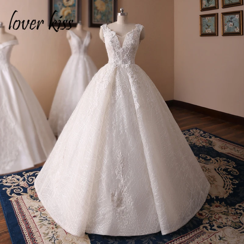

Lover Kiss vestido de novia Shiny Sequined 3D Flowers Wedding Dresses Ball Gown V neck Lace Maxi Pearls Bridal Gowns Corset 2019