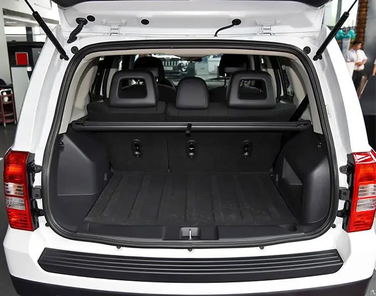 

High Qualit Car Rear Trunk Cargo Cover Security Shield Screen shade Fits For Jeep Compass 2007 2008 2009 2010 BY EMS