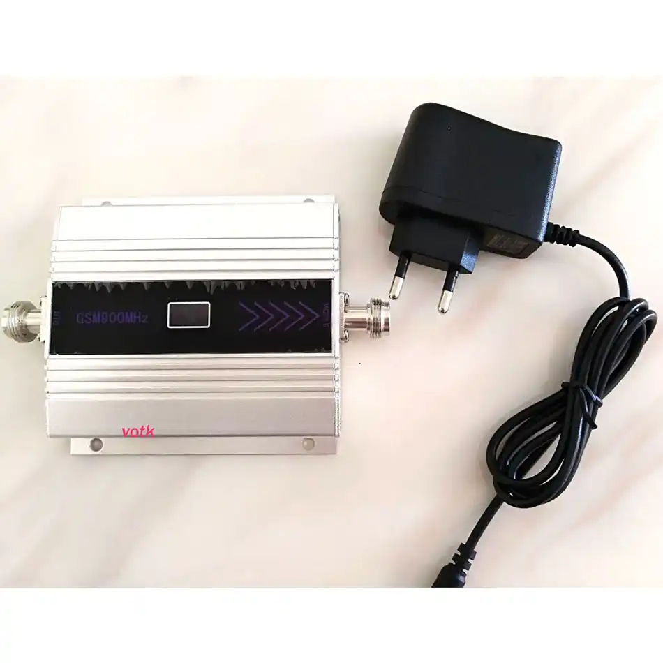 Мобильный gsm ретранслятор сигнала, сотовый телефон GSM усилитель сигнала с адаптером питания - изображение