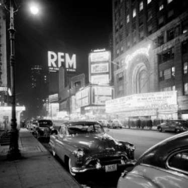 USA  New York City  Looking South on Broadway at Times Square at night Poster Print (24 x 36)
