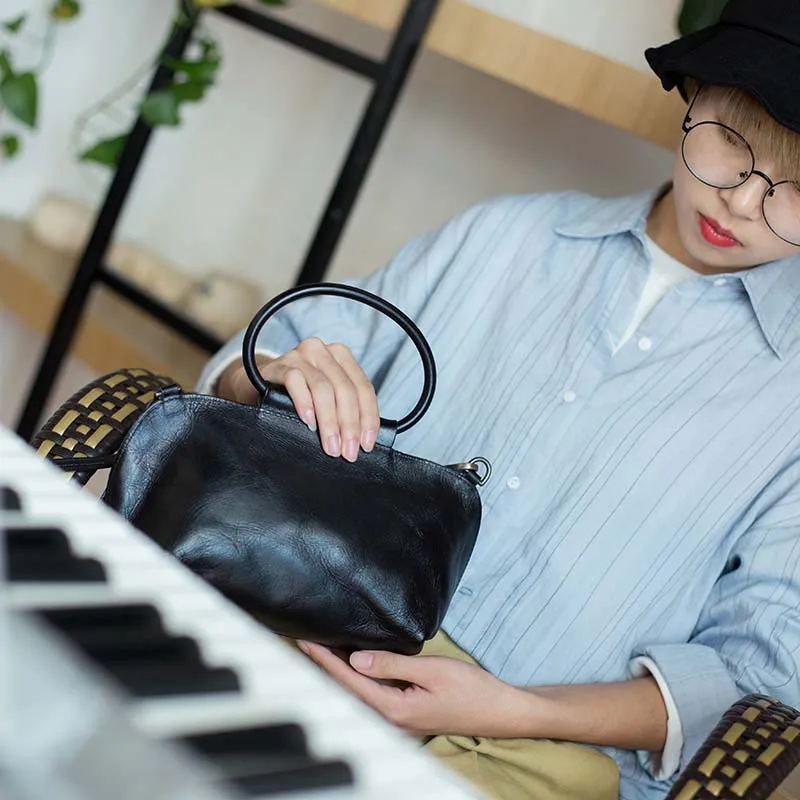 New handmade leather handbags art handbags leather retro dumplings bag shoulder Messenger bag