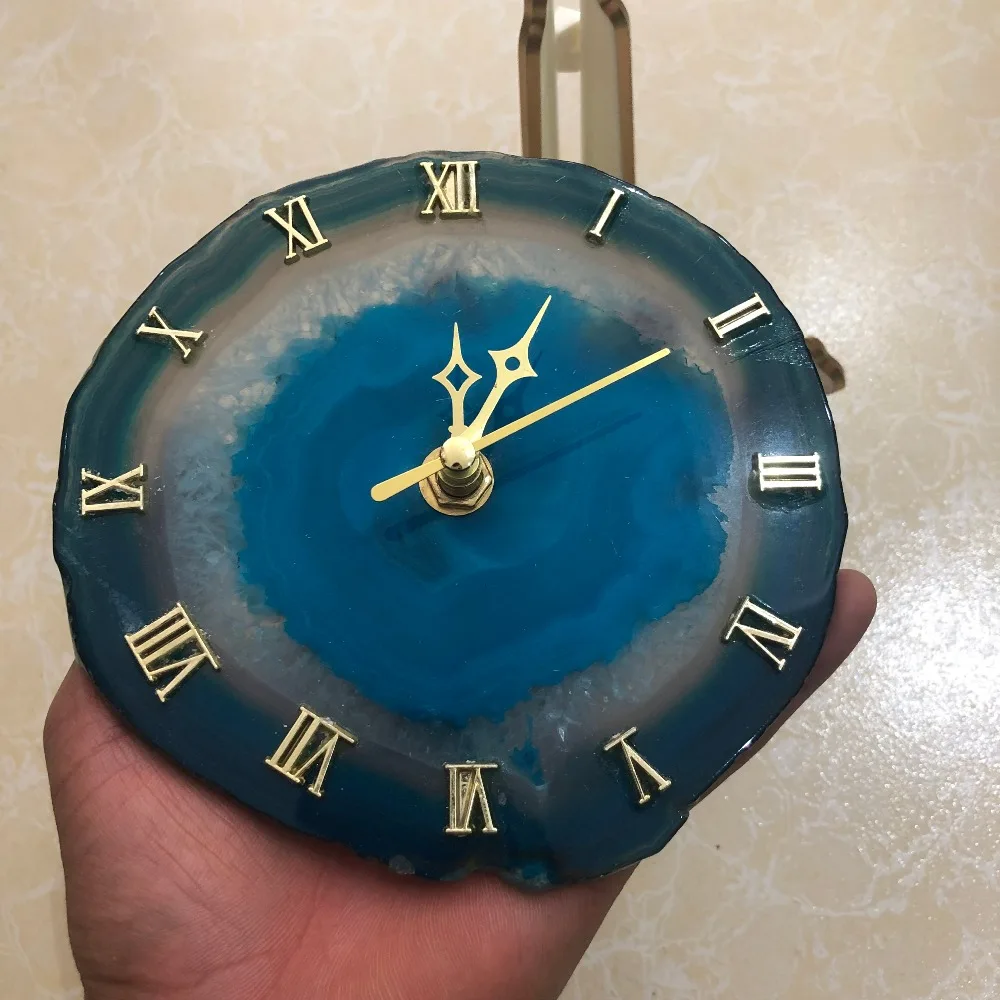 

Natural agate pieces make perfect healing clock items