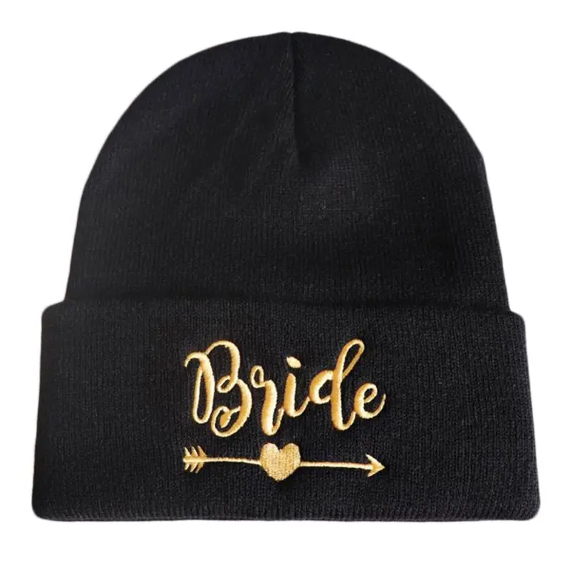 Зимняя вязаная шапка с манжетами для свадебной команды, женские вечерние шапки с золотыми вышитыми буквами, лыжная Теплая эластичная шапочка - Цвет: A