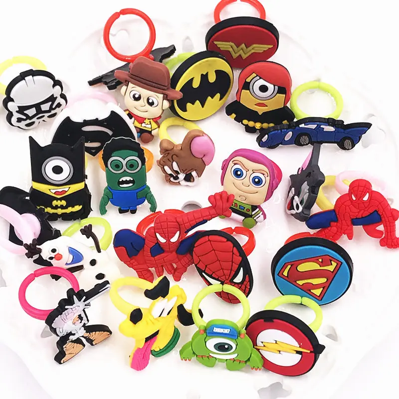 10pcs-Girls-Boys-Cartoon-Avengers-Princess-Minnie-Mickey-Hello-Kitty-finger-Rings-Children-Kids-Jewelry-Party (1)