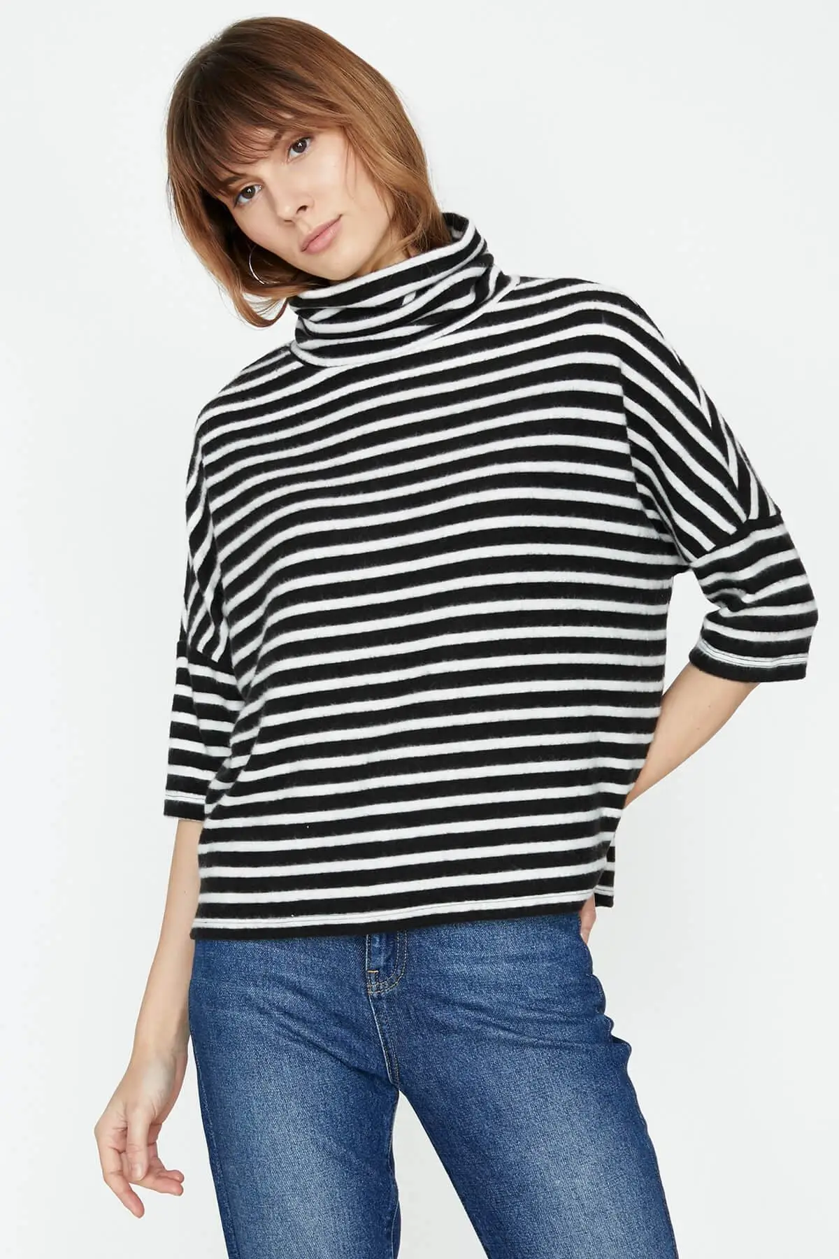 

Koton Women Black Sweater 9KAK13771GK