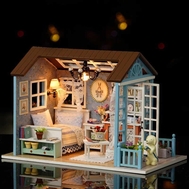 wooden dolls house studio