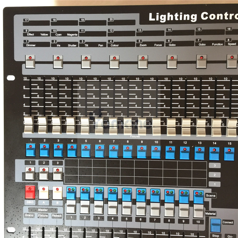 1024 Console 09
