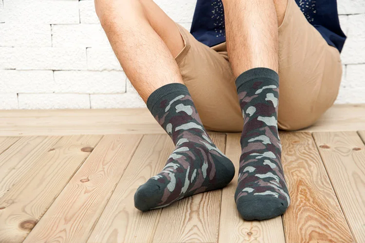 Новые осенние зимние мужские носки жаккардовые камуфляжные мужские носки хип-хоп носки мужские Chaussette Homme Arts забавные хип-хоп 3D принты носки до лодыжки