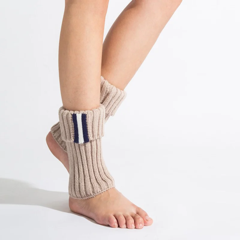 2 Pairs Fashion Women Leg Warmer Soft Warm Short Boots Cuffs Knitted Solid Leg Warmer For Women Fall Winter Crochet Boot Socks (3)