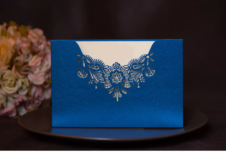Фиолетовая Тиффани синяя Золотая лазерная резка свадебные приглашения 50 шт свадебные пригласительные открытки Роскошные элегантные кружевные пустые поздравительные открытки - Цвет: Синий