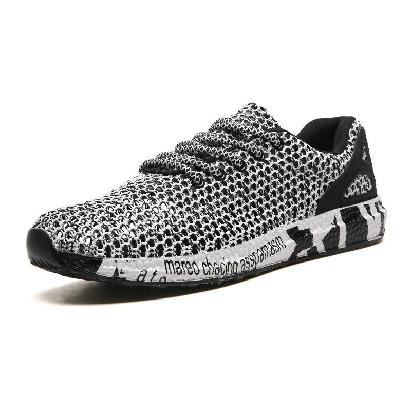 

Luxe Merk Fashion New men's Sports Running Shoes Lightweight Outdoor Solid Color Summer Spring And Autumn Mesh Breathable