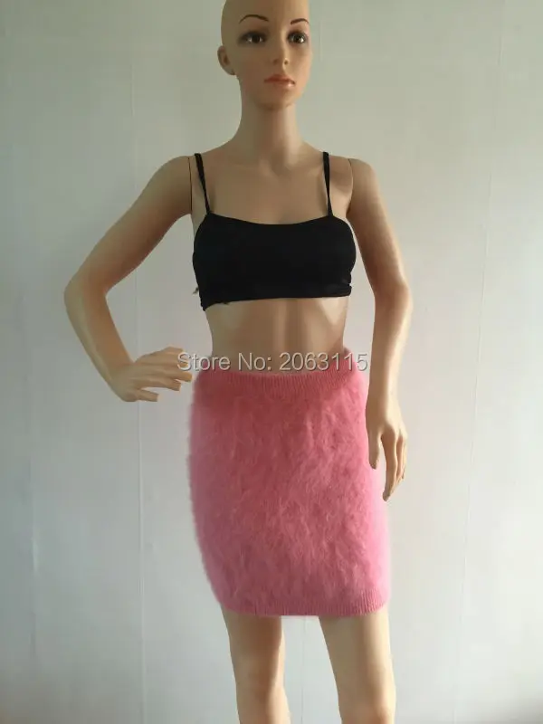 

I can do the new woman mink cashmere skirt of any size free shipping