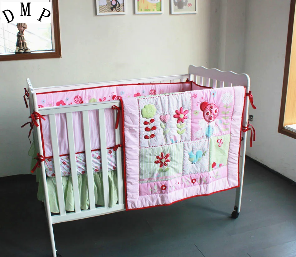 Здесь продается  Promotion! 4pcs Embroidery Crib Baby Bedding Sets Crib Bedding set,include (bumpers+duvet+bed cover+bed skirt)  Детские товары