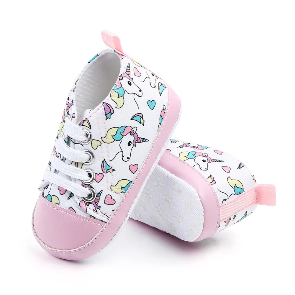 Стиль для младенцев с мультяшным принтом для детей с года до трех лет из плотной ткани, для тех, кто только начинает ходить, детские мокасины мягкие подошва парусиновая Bebe противоскользящая обувь для младенцев