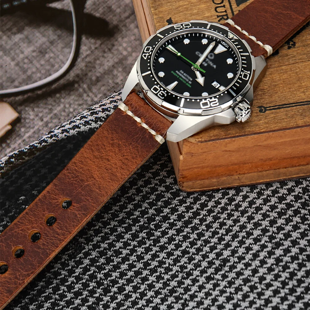 Online MAIKES nuevo diseño especial de piel de vaca con cera de aceite correa de reloj 20mm 22mm 24mm accesorios de reloj correa de reloj negro para SEIKO