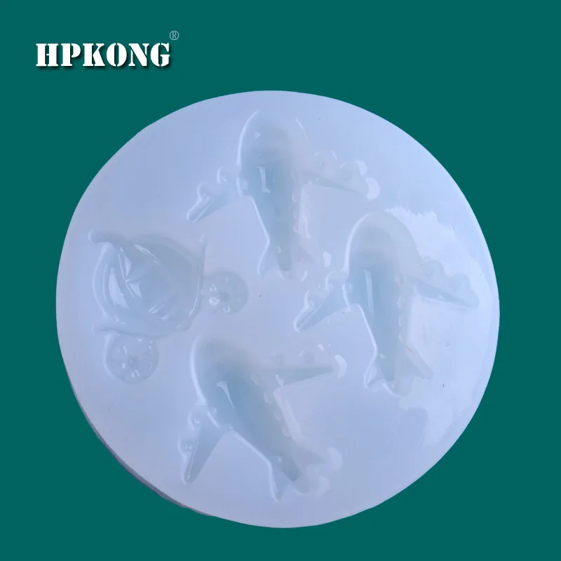 Hot selling crystal glue drop mold aircraft silicone cake mold moldin