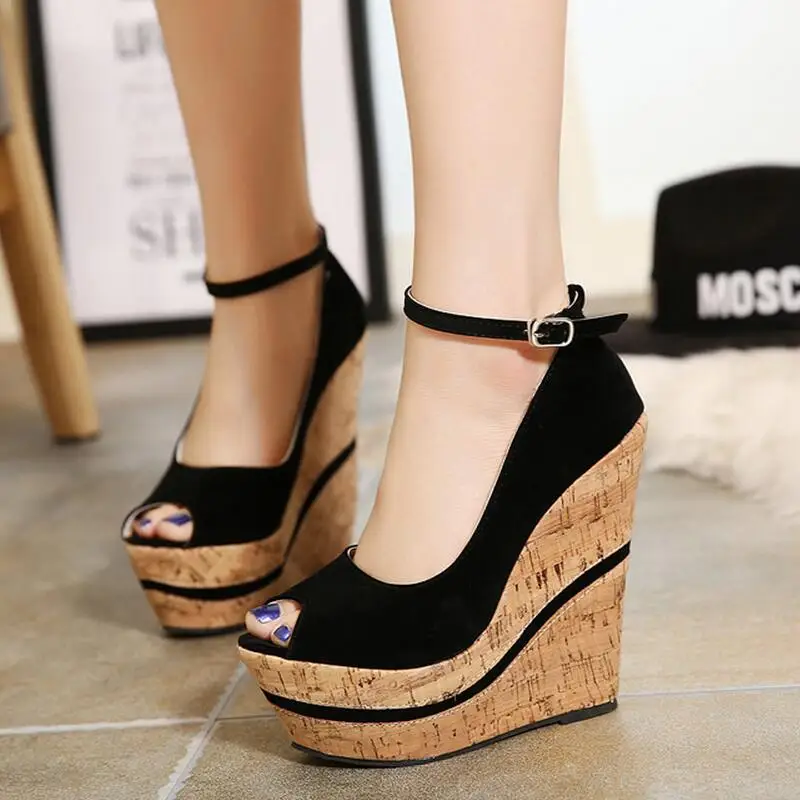 Categories Urbanog's shoes collection will feed your shoe fetish and tame all your fashion cravings. We also carry trendy items such as wedge sneakers, gladiator sandals, combat boots, riding boots, over the knee boots, booties, etc.