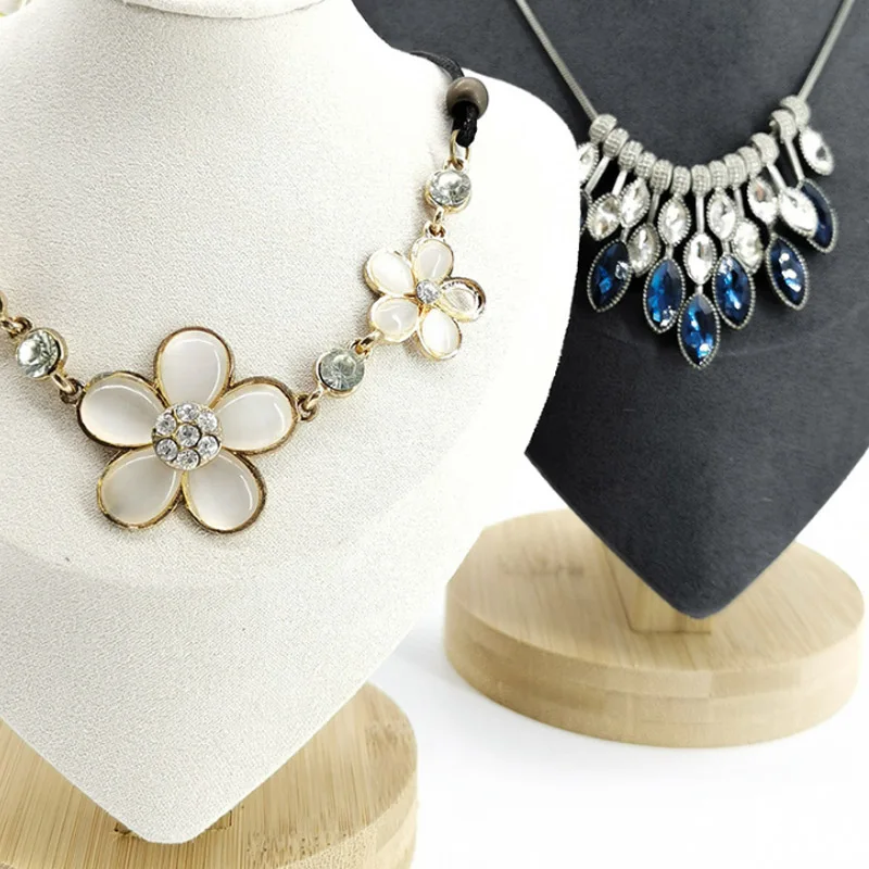 Show 3 Options Model Wooden Beige Velvet Jewlery Display Necklaces Bust Pendants Stand Choker Holder Jewlery Rack