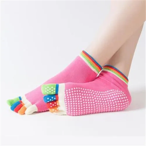 Женские спортивные цветные носки для йоги, популярные хлопковые носки для фитнеса, пилатеса, радужные Нескользящие Дышащие носки с пальцами - Цвет: Красный