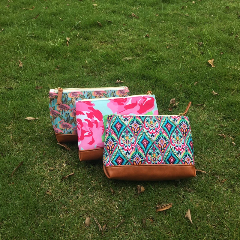 

Wholesale Crown and Rose Patterns Cosmetic Case Flamingo Design Makeup Bag DOMIL-1090519