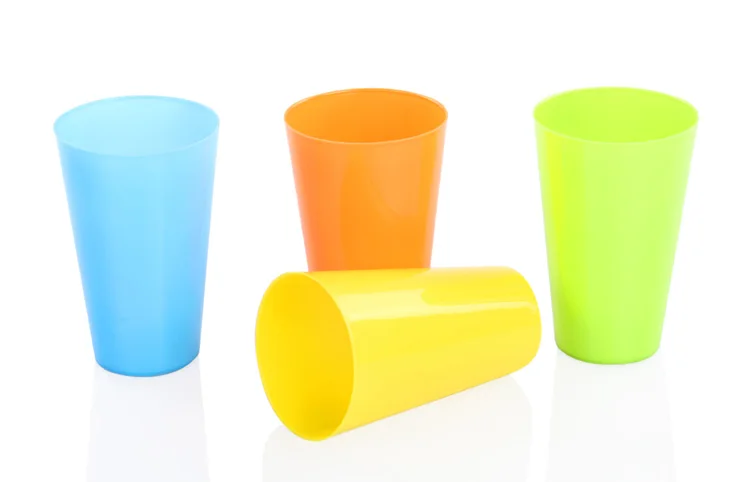 

factory direct sale 360 ml beverage advertising beer cup lemon juice plastic picnic soda water cup PP new material bright colors