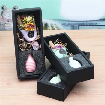 

Creative Mini Bouquet Pastoral Style Crystal Grass Dry Flower Lovers Grass Artificial Flower Valentine's Day Gift Box Design