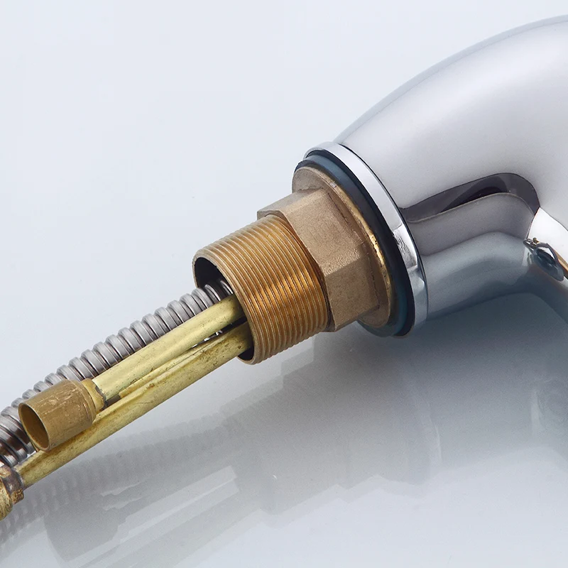 Fapully Kitchen Faucet Pull out Single Handle Deck mount Mixer Chrome Water Tap Kitchen Sink Faucet Taps Torneira Grifo Fapully Kitchen Faucet Pull out Single Handle Deck mount Mixer Chrome Water Tap Kitchen Sink Faucet Taps Torneira Grifo