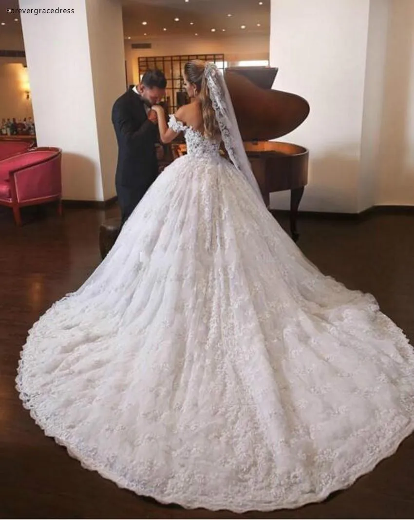 2019 Princess Wedding Dress African Arabic Dubai Off Shoulder Full Lace Long Church Formal Bride Bridal Gown Plus Size image_1