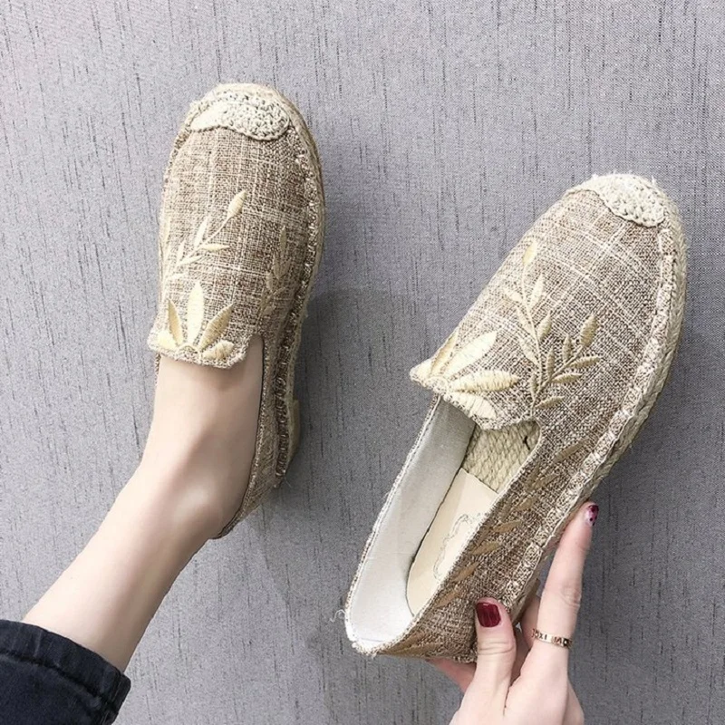 Flat bottom embroidered Lok Fu shoes female 2019 spring and summer new canvas tendon fisherman | Обувь