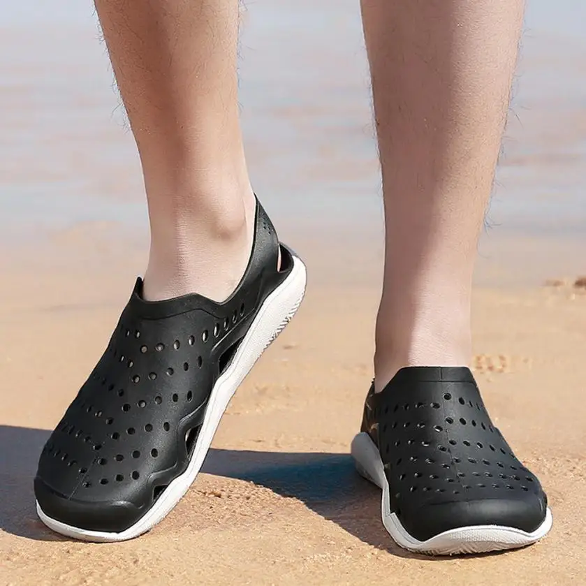 slip on sandshoes