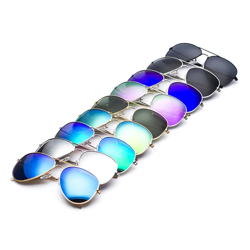 Tanie Ponadczasowy klasyczny Design spolaryzowane okulary mężczyźni 58mm zielony obiektyw okulary kobiety polarizadas KDEAM