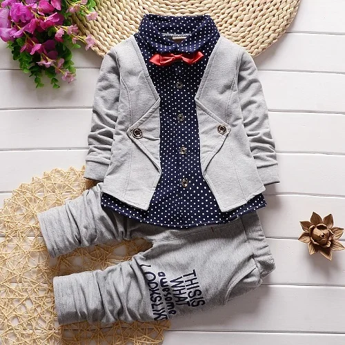 Комплекты для маленьких мальчиков рубашка в горошек с воротником и бабочкой+ повседневные брюки детские костюмы из двух предметов roupas de bebe - Цвет: Серый