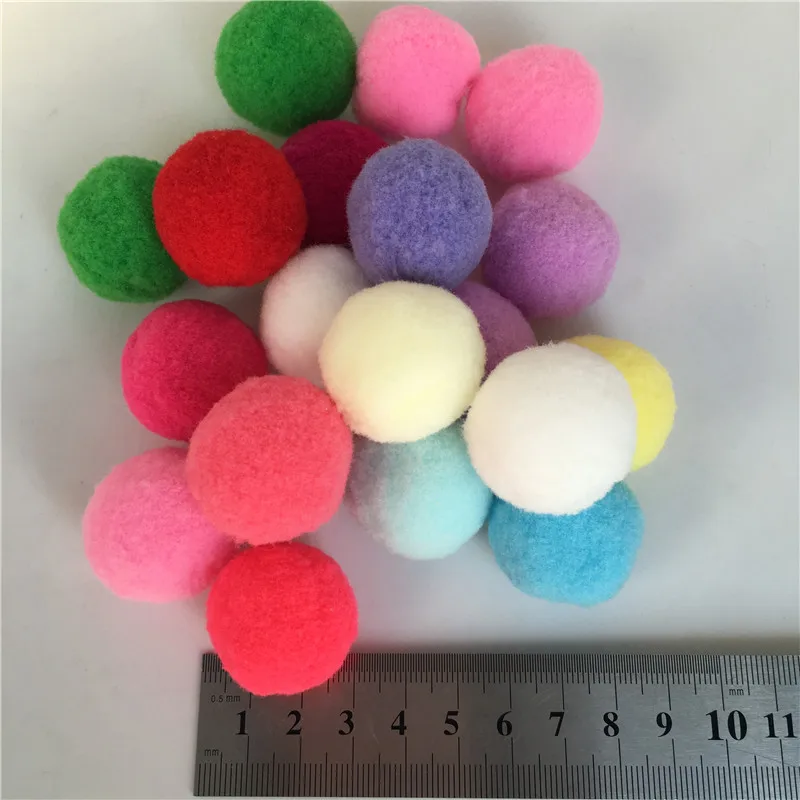 

40Pcs/lot 30mm Diameter Multicolor Pompon Balls Home Decorative Flower Crafts Toy DIY Wreath Supplies Garment Accessories