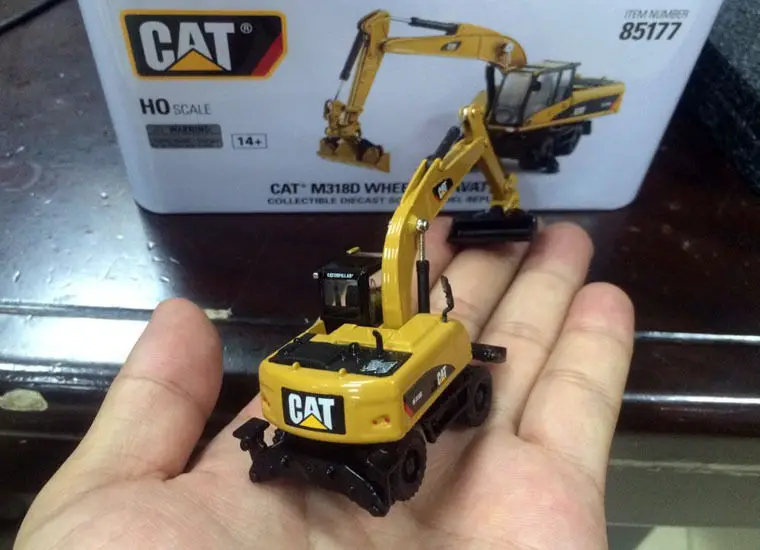 DieCast Masters HO Scale 1:87 CAT M318D Wheel Excavator NEW 85177