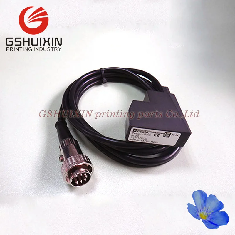 

2pcs 68.110.1322 RL2 heidelberg front lay photocell sensor 68.110.1322 for heidelberg parts sm102 gto sm74