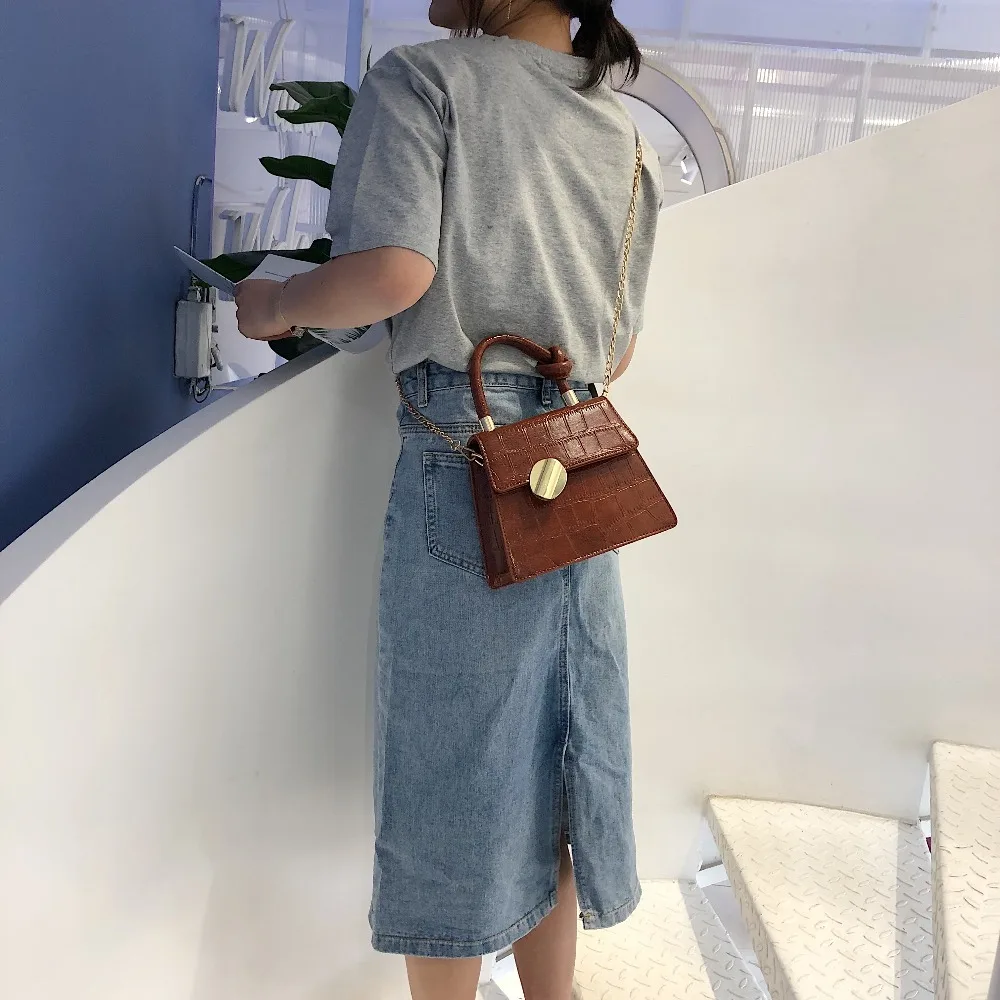 الحجر نمط Crossbody حقائب للنساء 2019 الأزياء بو الجلود السيدات مصمم حقائب السفر سلسلة الكتف حقيبة ساعي الحجر نمط Crossbody حقائب للنساء 2019 الأزياء بو الجلود السيدات مصمم حقائب السفر سلسلة الكتف حقيبة ساعي