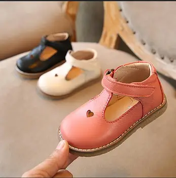 

Girls 2019 spring and autumn new leather tendon soft bottom baby 1-6 years old small shoes casual wild single shoes tide