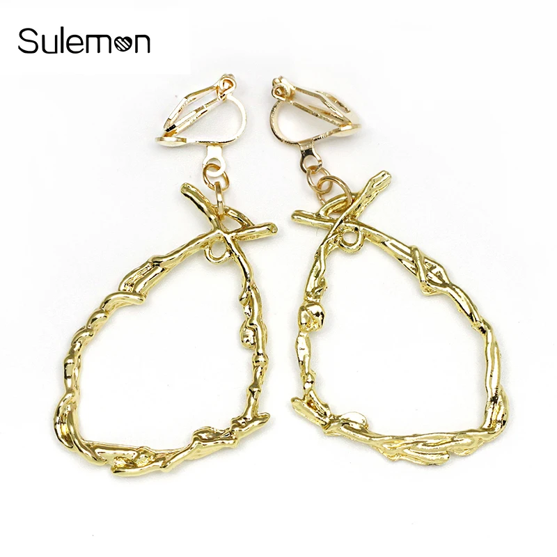 

Plant Wreath Clip On Earrings No Hole Ear Clips Geometric Simple Metal Earrings Without Piercing Minimalist Earring CE259