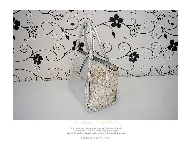 couro bolinhos ombro slung saco strass broca