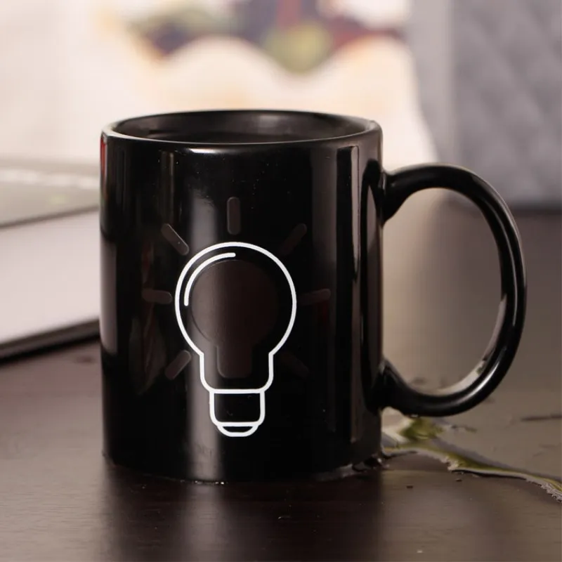 Creative Novelty Magic Color Changing Ceramic Mug Heat Sensitive Light Bulb Pattern Coffee Tea Home and Office Drinkware | Дом и сад