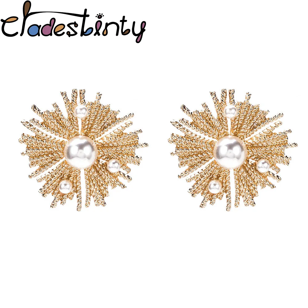 

Chadestinty Gold/Silver/Gun Black Color Flower Stud Earrings Bohemian Big Simulated Pearl Earing For Women Statement Jewelry